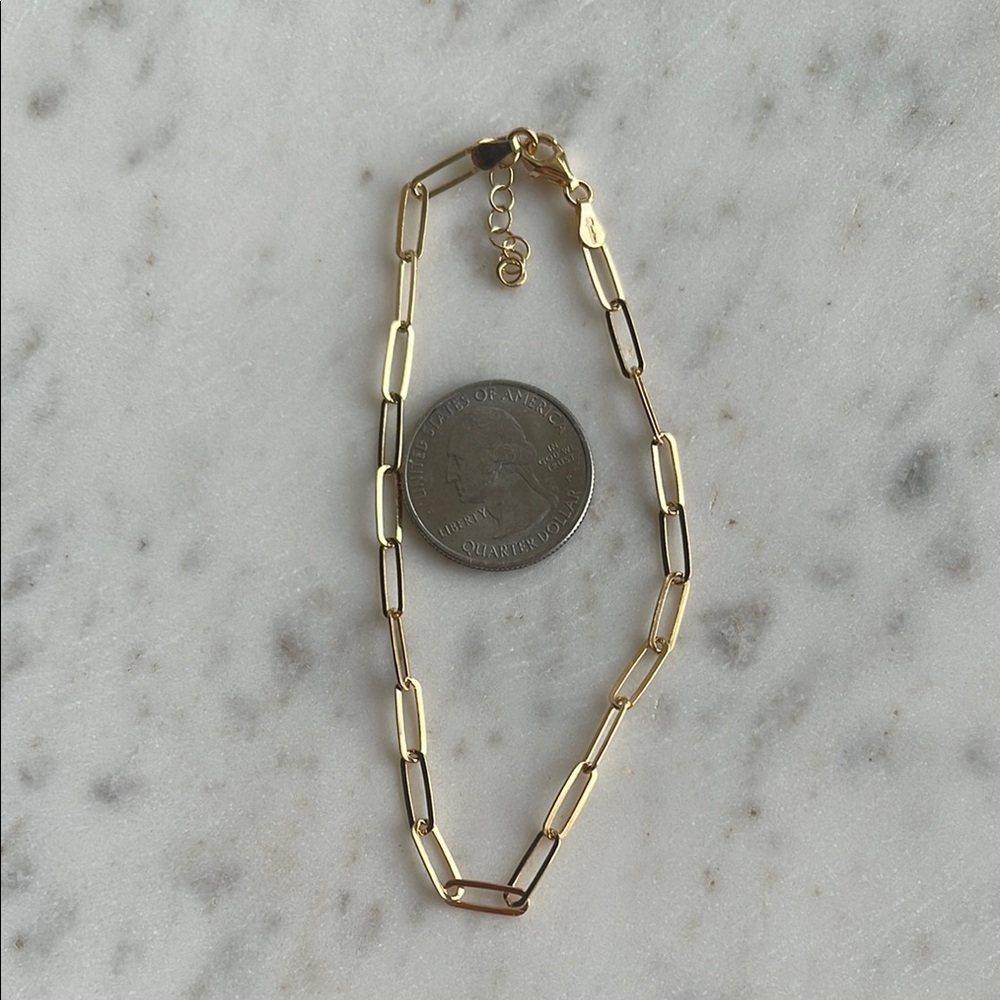 Elegant Gold Link Bracelet